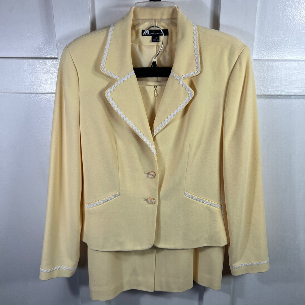 Larry‎ Levine Suits Womens Yellow Rickrack Trim Blazer and Skirt Set Size 12